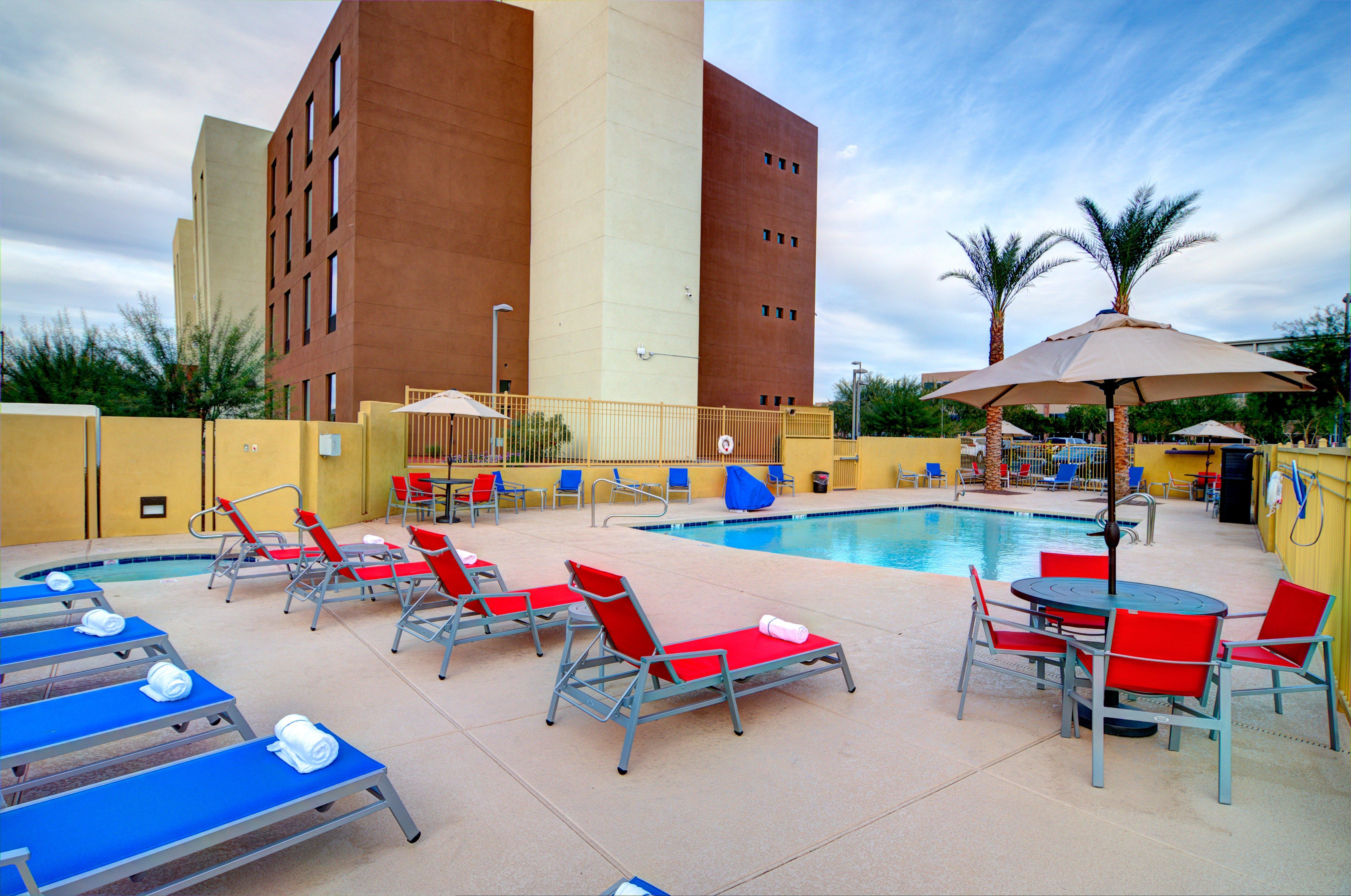 Holiday Inn Express & Suites - Phoenix North - Scottsdale By Ihg Extérieur photo